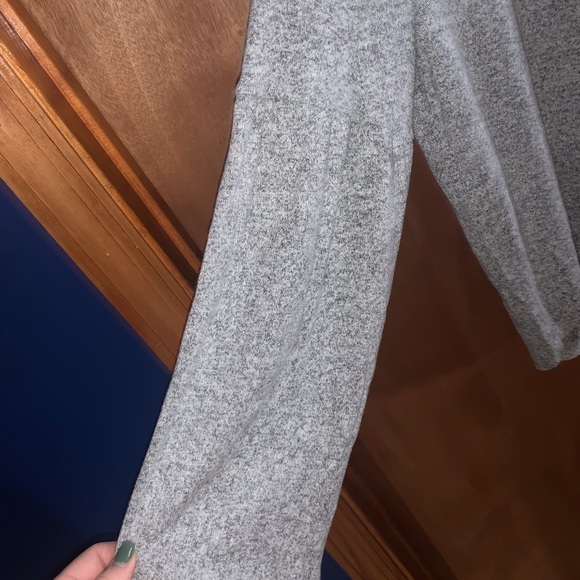 old navy long sleeve shirt - Picture 4 of 4